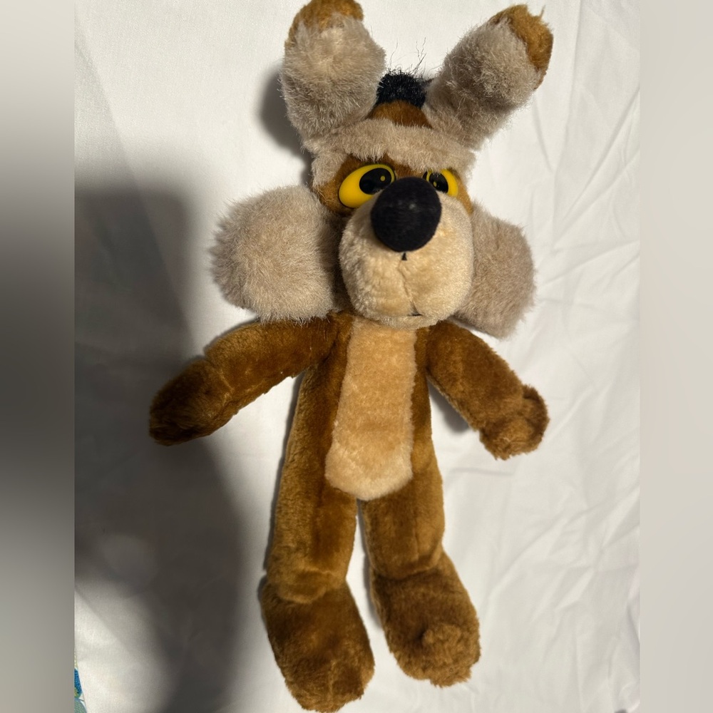 Vintage looney tunes wile E coyote 12’’